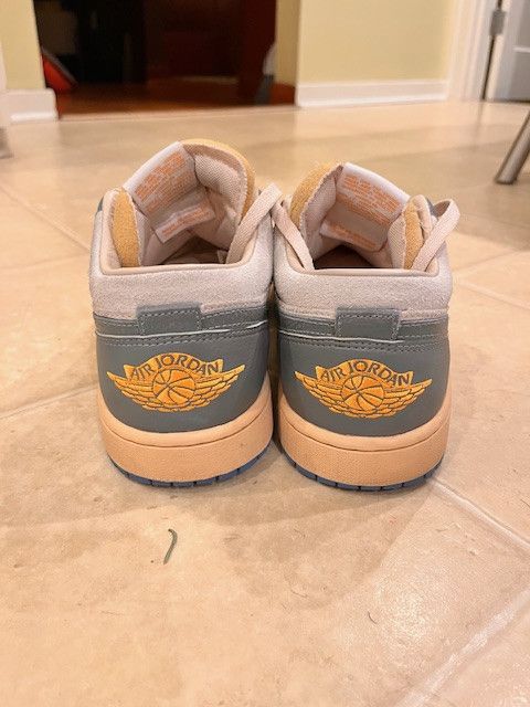 Jordan Brand × Nike Air Jordan 1 Low Tokyo 96 Size US 10.5 / EU 43-44 - 6 Thumbnail
