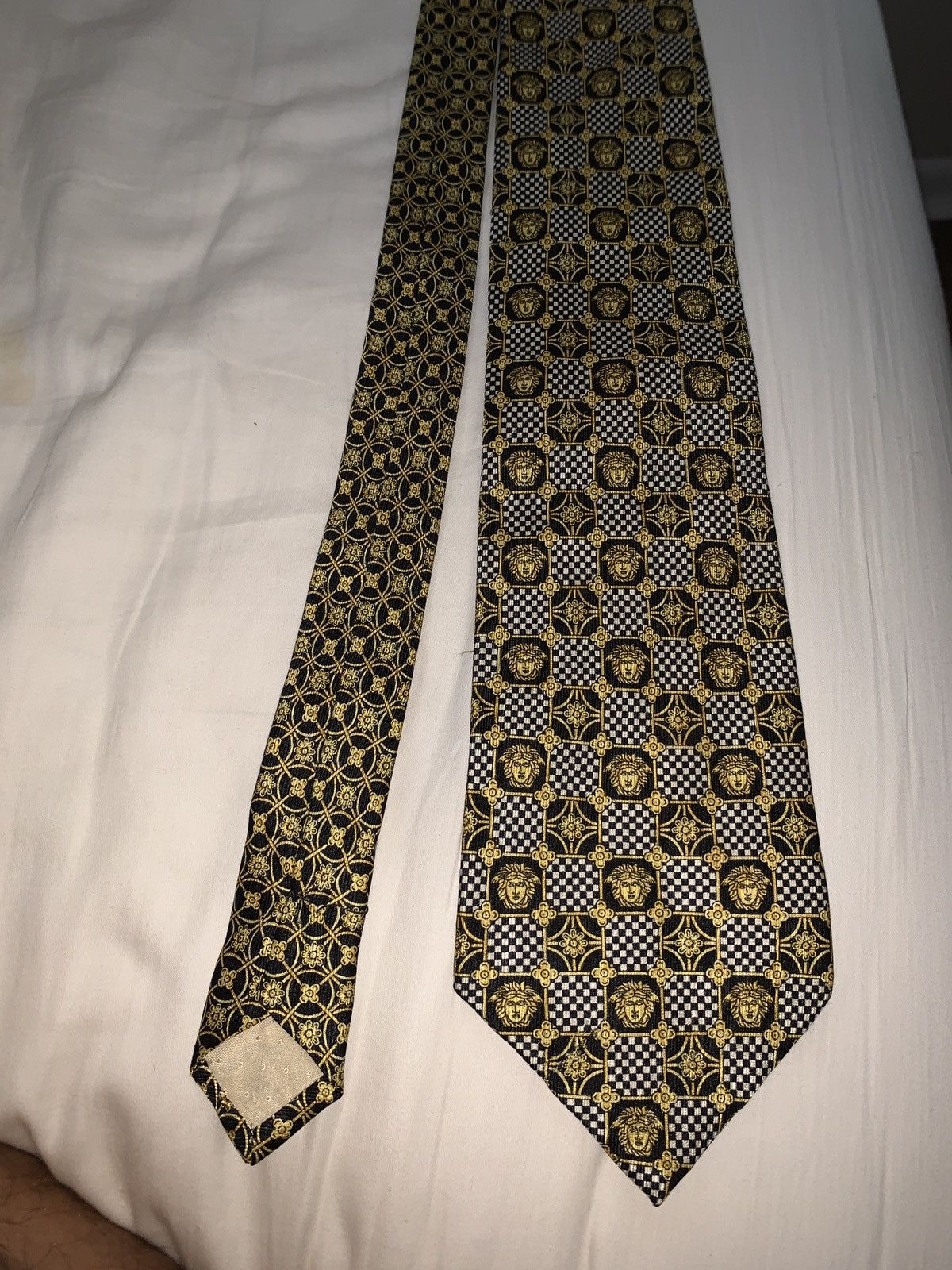 Versace Vintage 1990s Gianni Versace Silk Tie – Medusa Head / Gold Size 36 - 1 Thumbnail