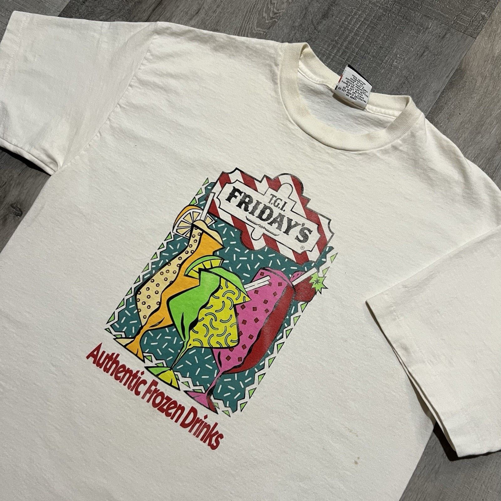 Vintage Vintage TGI Fridays Thank God Its Friday Restaurant T Shirt Size US L / EU 52-54 / 3 - 3 Thumbnail