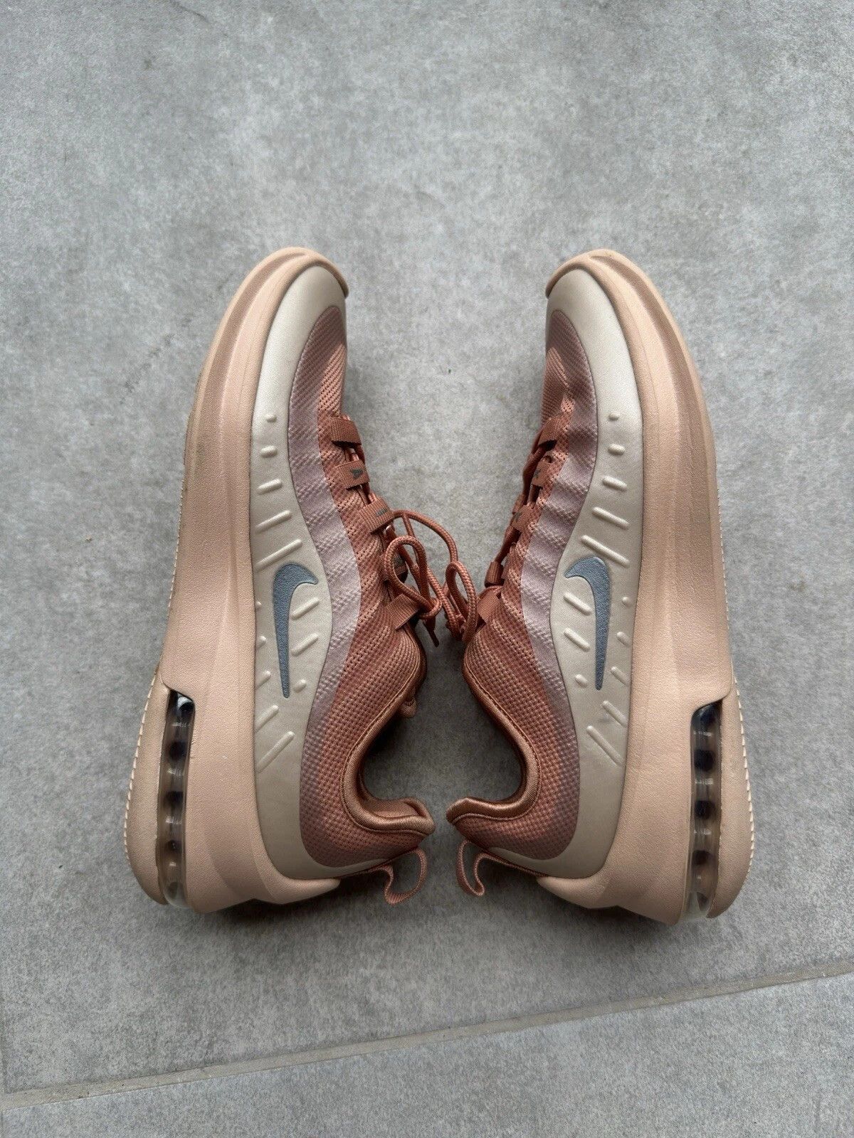 Nike Nike Air Max Axis Rose Blush Womens Running Shoes Size US 8.5 / IT 38.5 - 2 Thumbnail