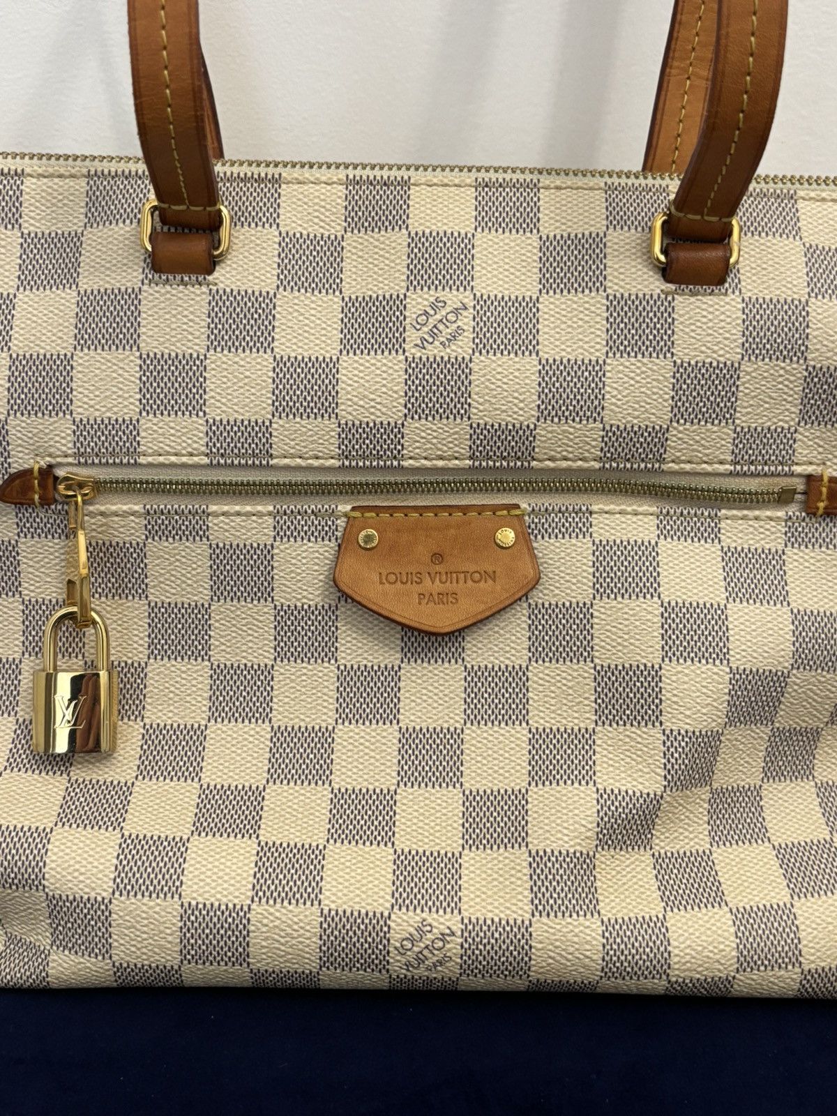 Louis Vuitton Louis Vuitton Damier Azur leather bag Size ONE SIZE - 5 Thumbnail