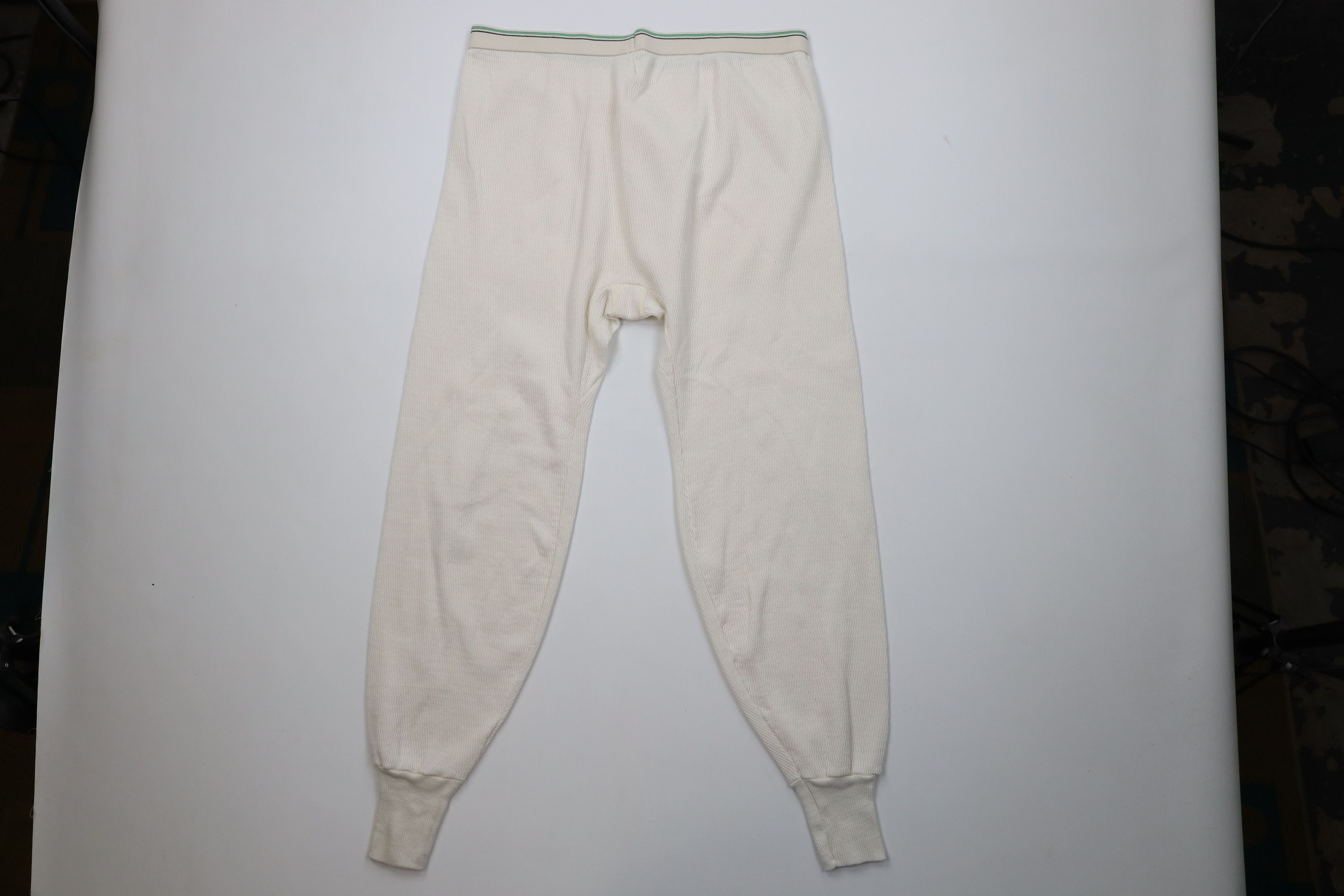 Hanes Vintage 70s Hanes Waffle Knit Cuffed Joggers Pants USA Size US 42 / EU 58 - 9 Thumbnail