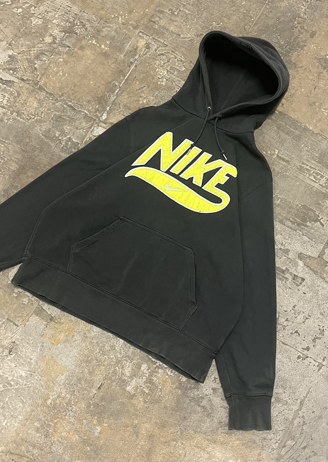 Nike Crazy rare y2k nike center swoosh hoodie Size US XL / EU 56 / 4 - 4 Thumbnail