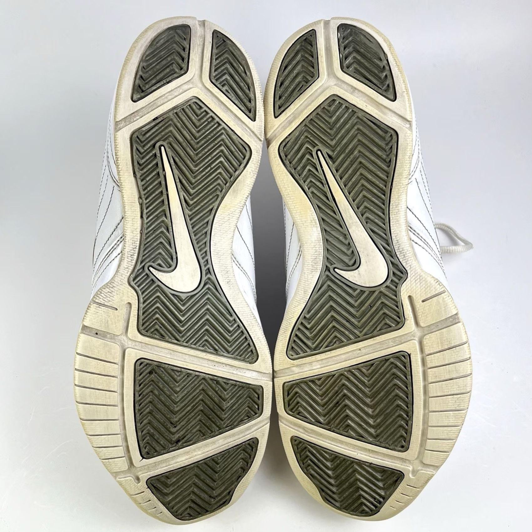 Nike Nike Air Baseline Low Mens Sneakers 11.5 White Silver 386240-111 Athletic Shoes Shoe Sneaker Men Size US 11 / EU 44 - 7 Thumbnail