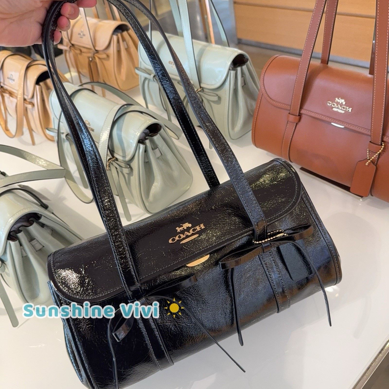 Coach NWT Coach Bridget Flap Shoulder Bag Bows CDY94 Gold/Black Size ONE SIZE - 2 Thumbnail