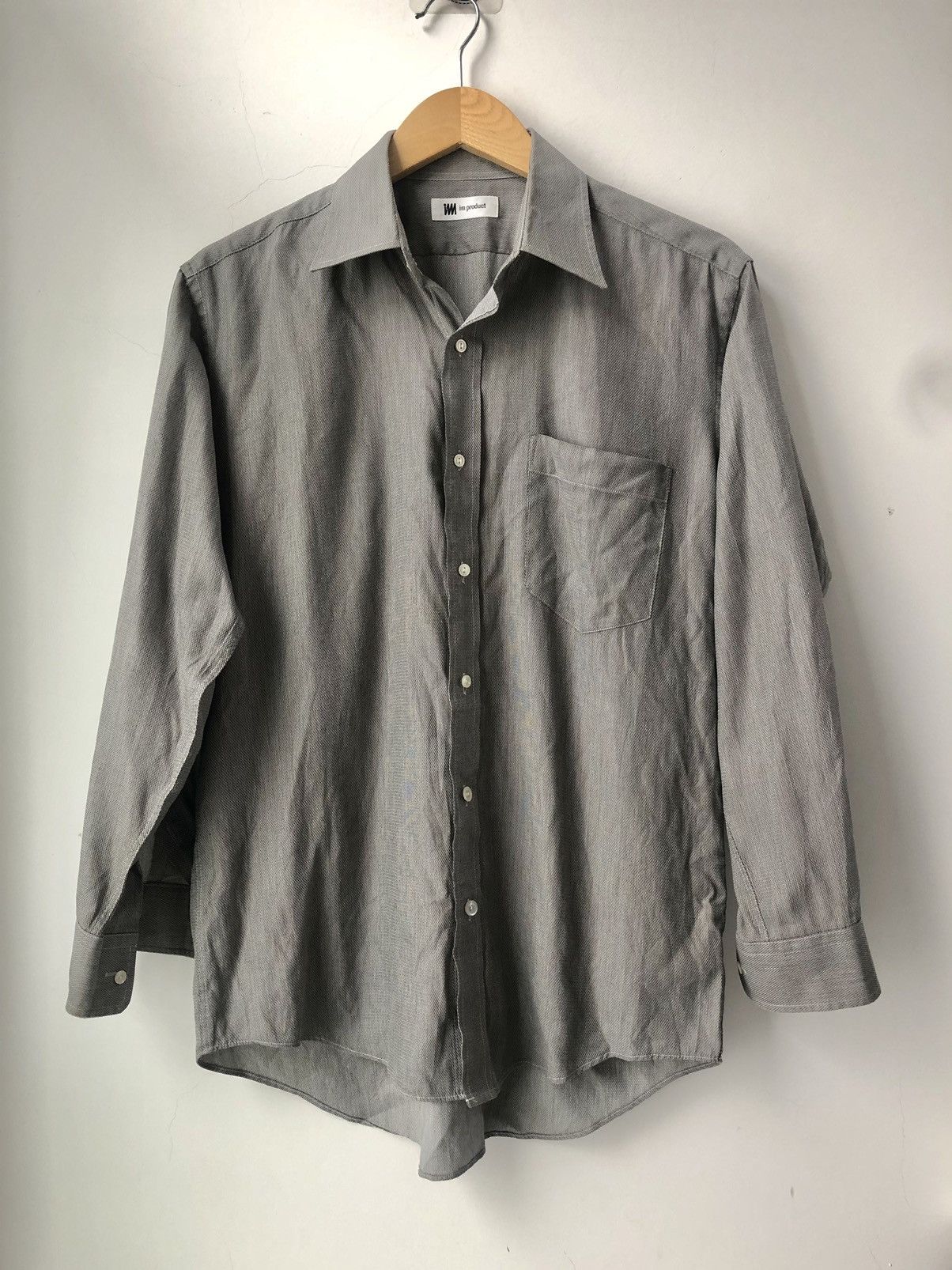 Gray shirt