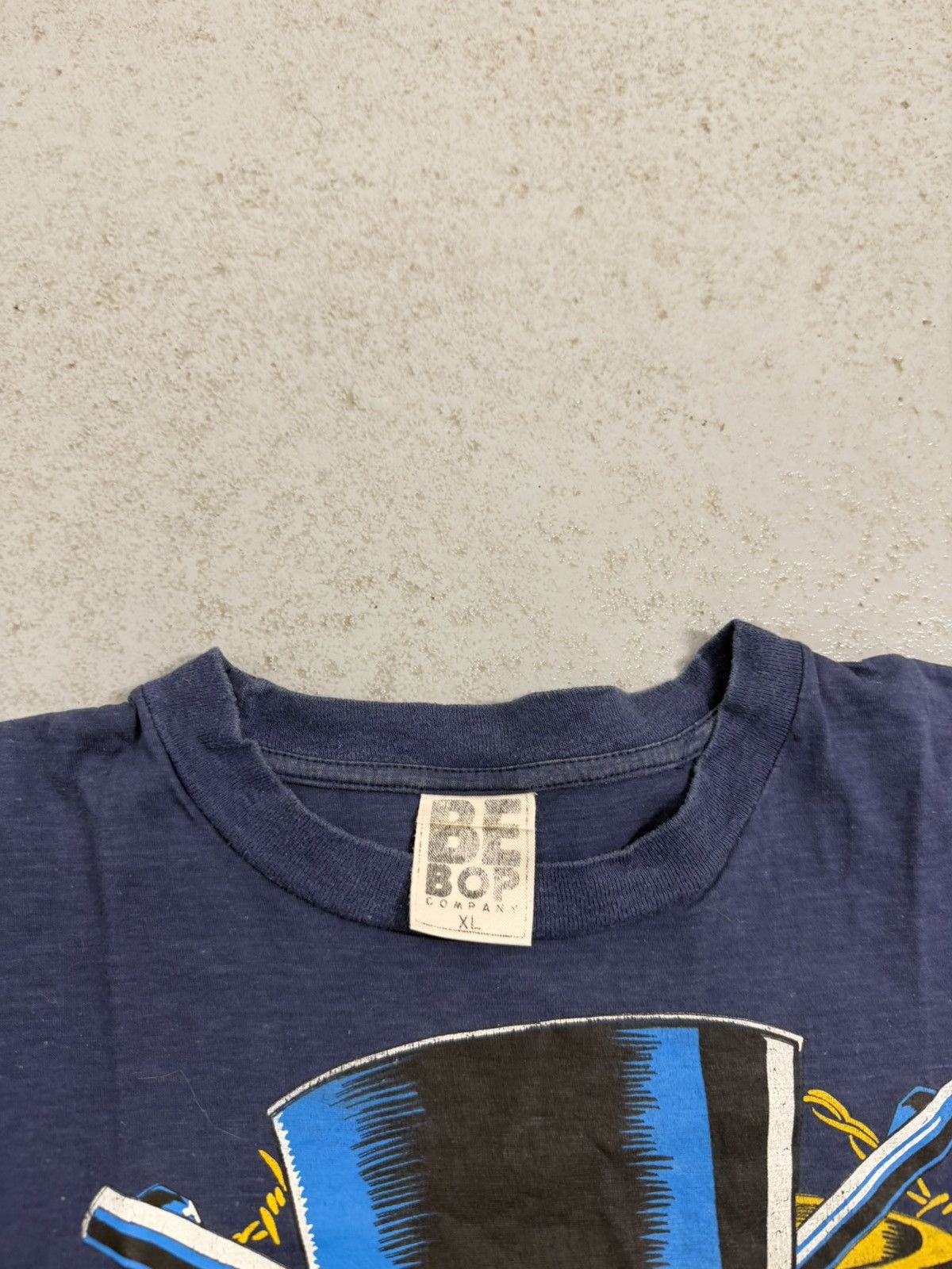 Band Tees Vintage 80s Guns N Roses Single Stitch Deadstock T-Shirt Size US XL / EU 56 / 4 - 5 Thumbnail