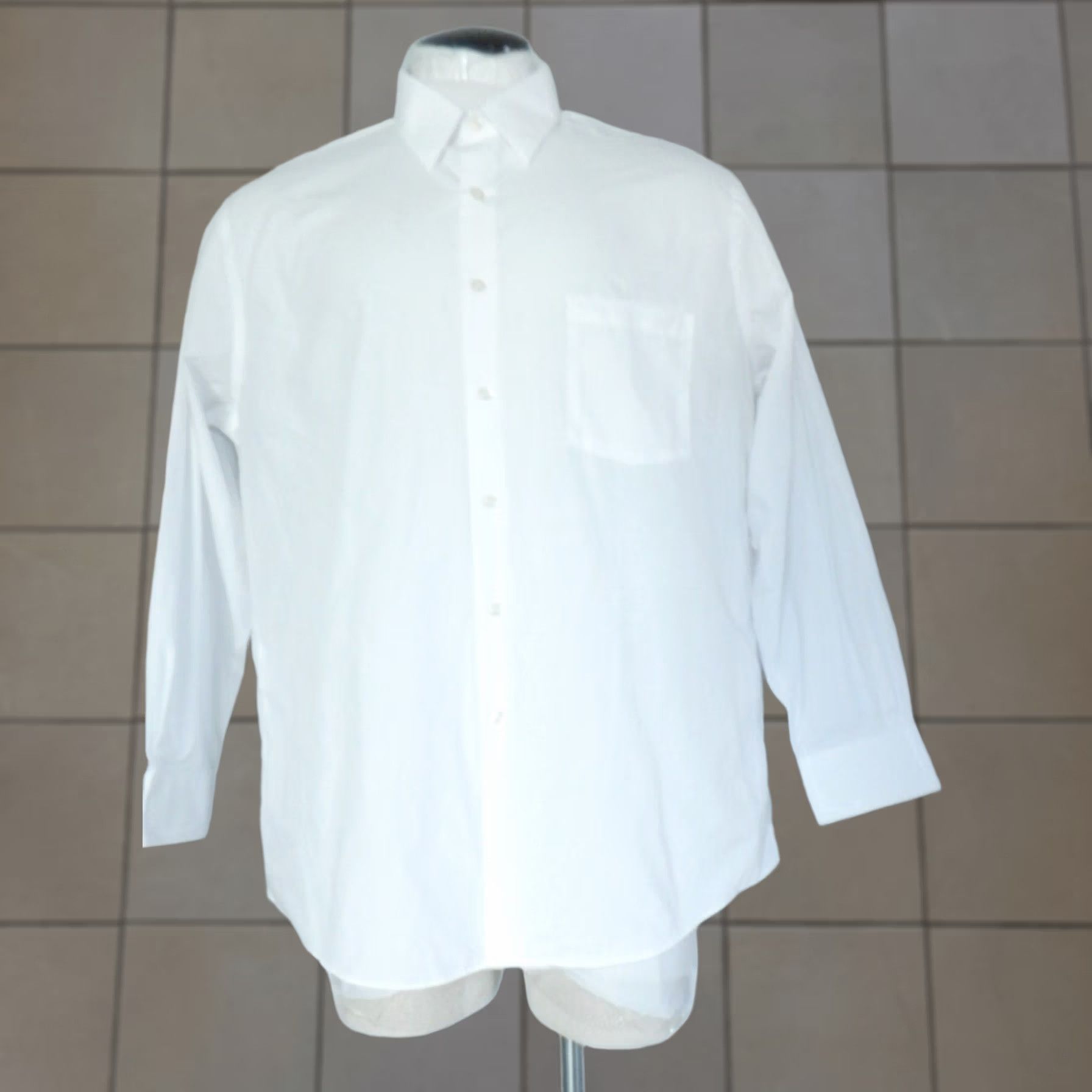 van heusen men's classic fit white poplin dress shirt NWI Van Heusen Regular Wrinkle Free XL Long Sleeve Button-Front Collared 17-32/33 Neck Size 17 in Shirt Mens Shirt Trumpet Wedding Gowns a smart choice for Dark Blue Tulle Lace Cloth Size:XL