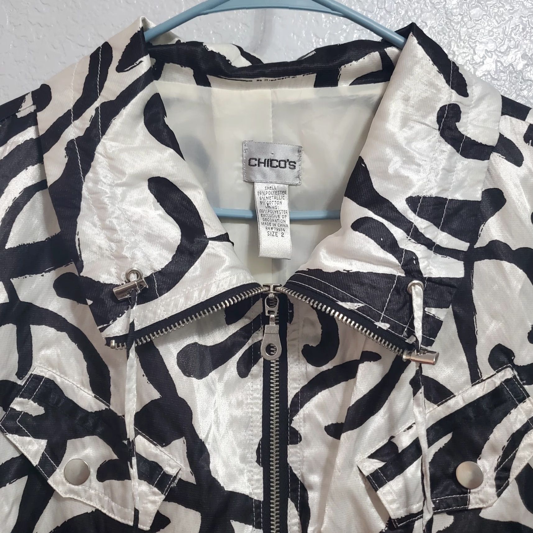 Vintage Chico's Jacket Women L White Black Abstract Print Full Zip Lightweight Artsy City 2 Large Regular Size L / US 10 / IT 46 - 4 Thumbnail