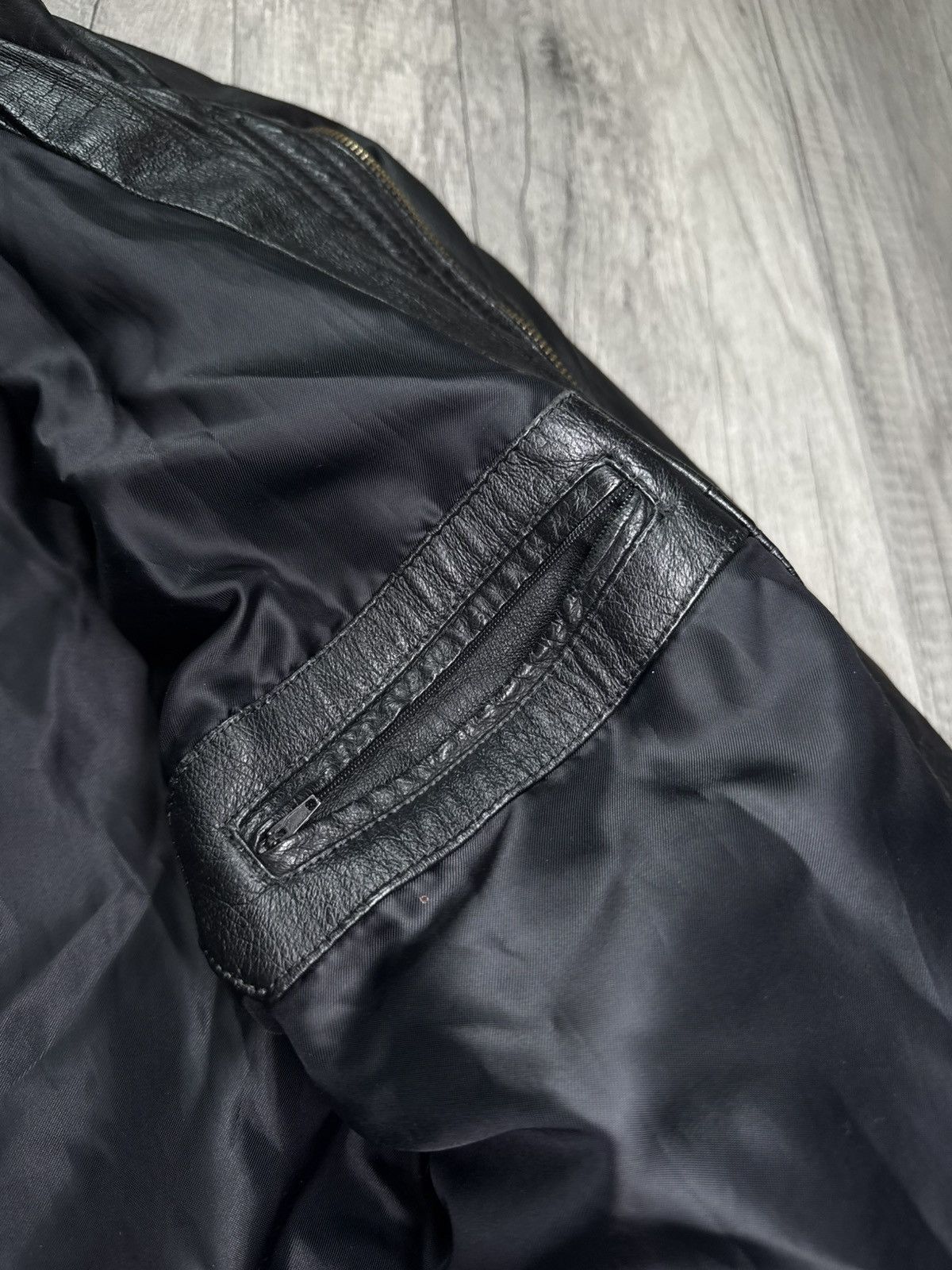 Vintage Vintage leather jacket L retro avant garde motor Size US L / EU 52-54 / 3 - 7 Thumbnail