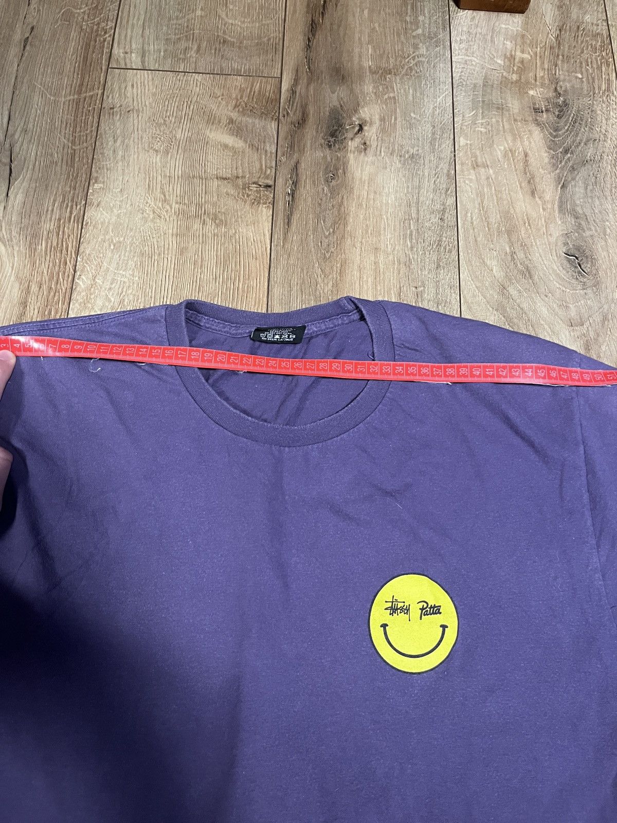 Stussy Stussy*Patta t-shirt smile big centre logo Size US L / EU 52-54 / 3 - 9 Thumbnail