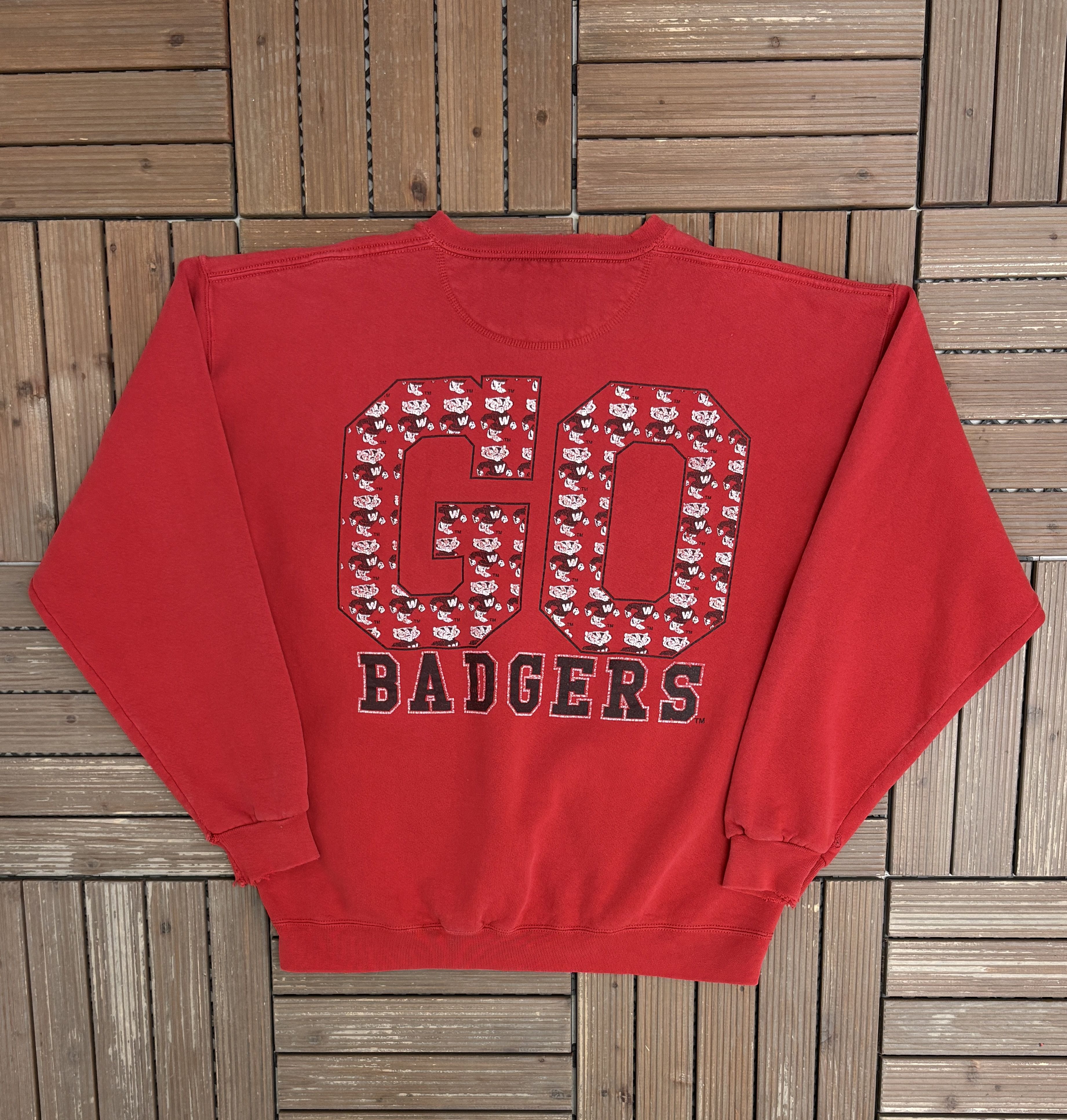 Vintage Wisconsin Badgers Vintage Red Crewneck Sweater Size US L / EU 52-54 / 3 - 4 Thumbnail