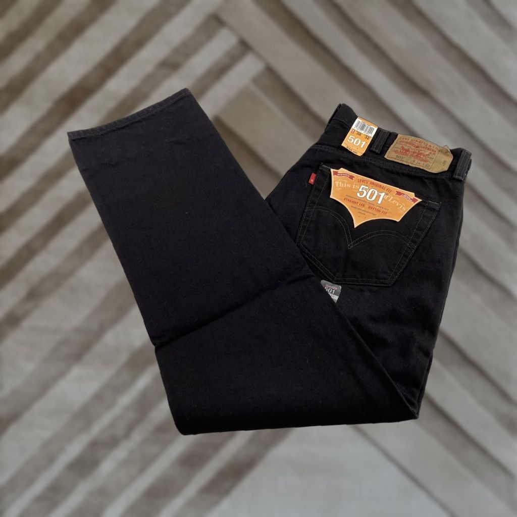 Levi's VINTAGE Levi's 501 Jeans Denim Black 38x32 Button Fly Straight Leg Mens Size US 38 / EU 54 - 1 Thumbnail