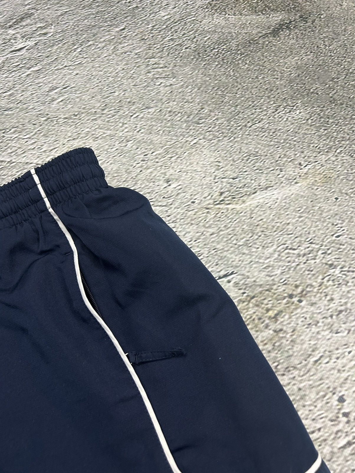 Nike × Vintage Nike track suit vintage navy pants windbreaker small logo Size US XXL / EU 58 / 5 - 13 Thumbnail