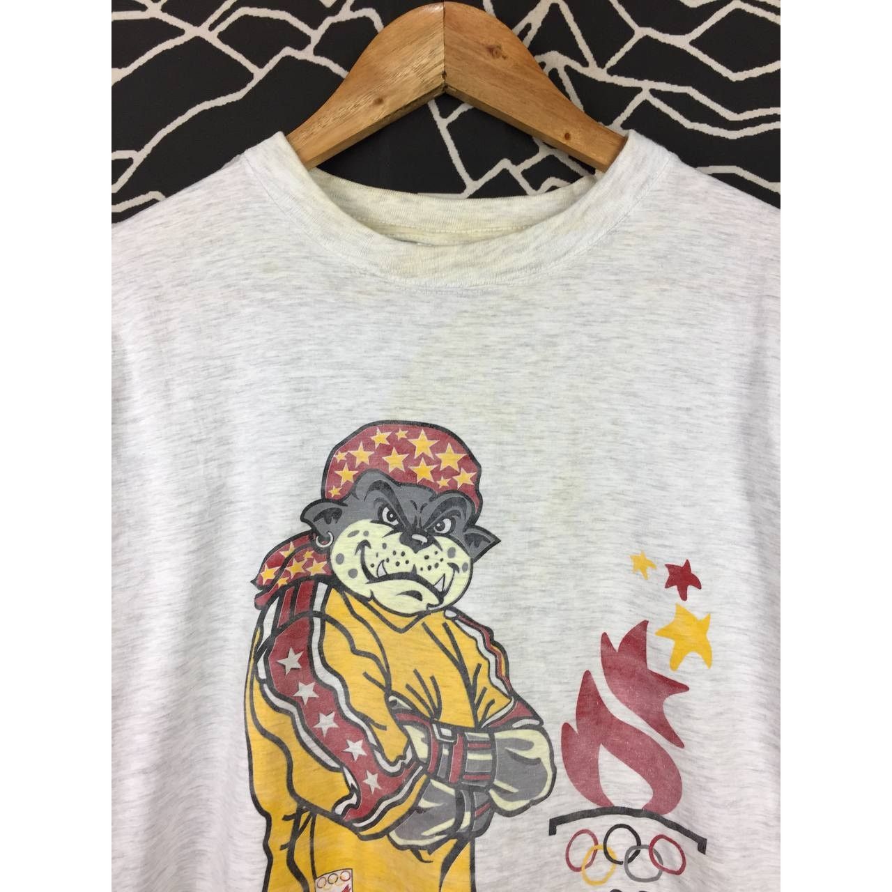 Vintage Vtg Bull Dog Belgian Olympic Team Mascot Graphic Tee Size US L / EU 52-54 / 3 - 4 Thumbnail