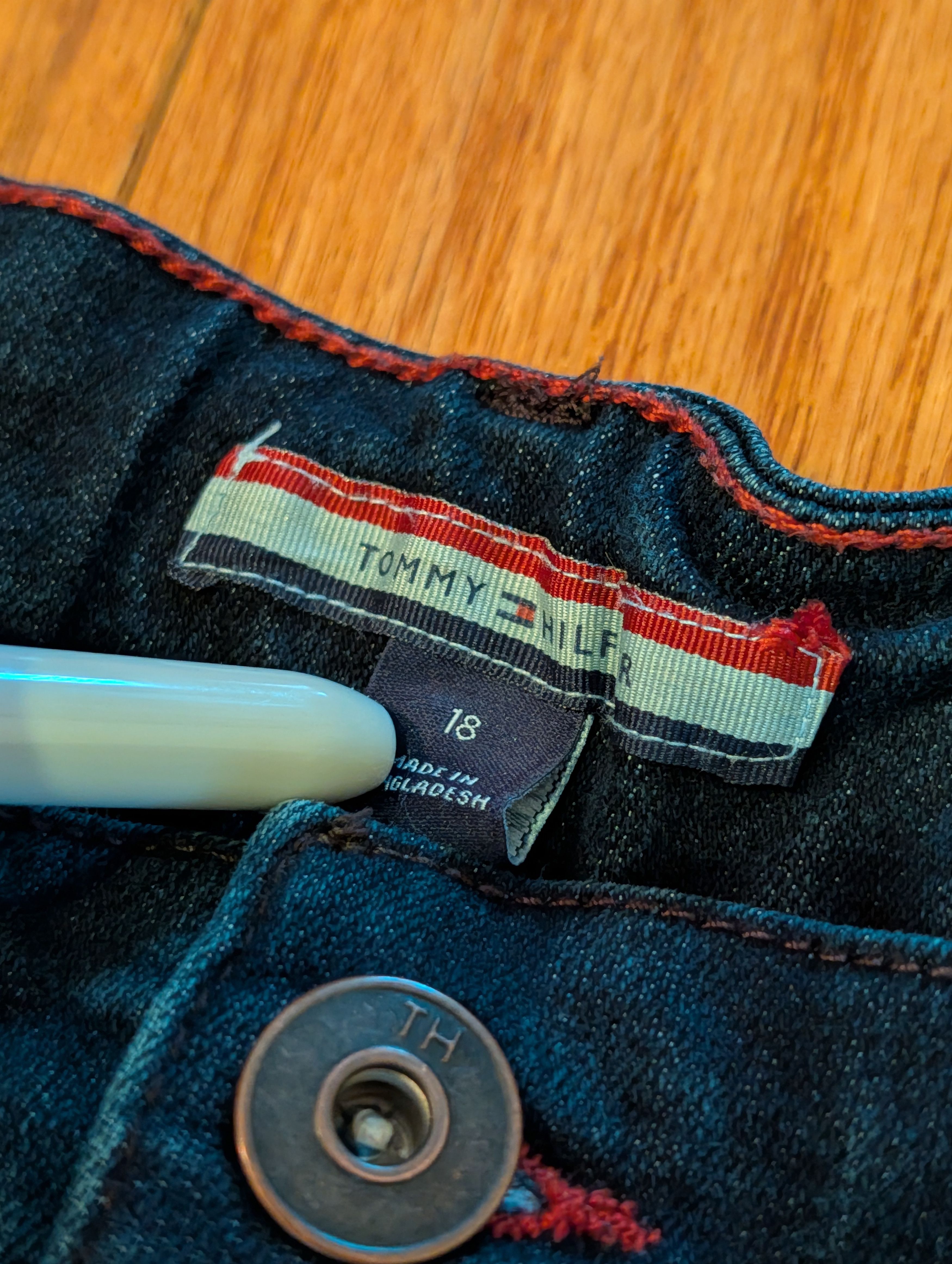 Tommy Hilfiger Tommy Hilfiger Relaxed Straight Jeans Youth (Men’s 29x30) Size US 29 - 4 Thumbnail