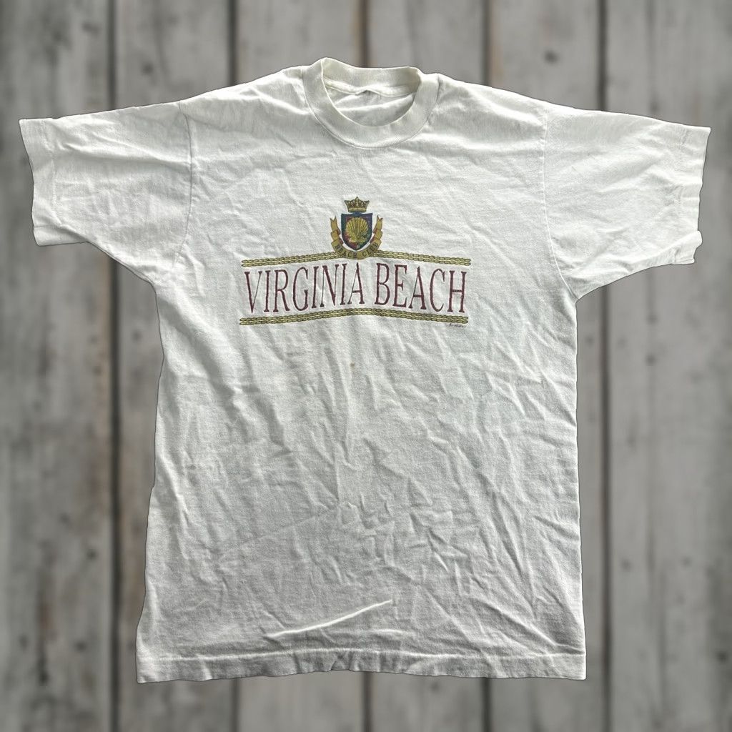 Fruit Of The Loom VINTAGE Virginia Beach Shirt Mens Large White Beach Club Tourist Souvenir 90s Tee Size US L / EU 52-54 / 3 - 1 Thumbnail