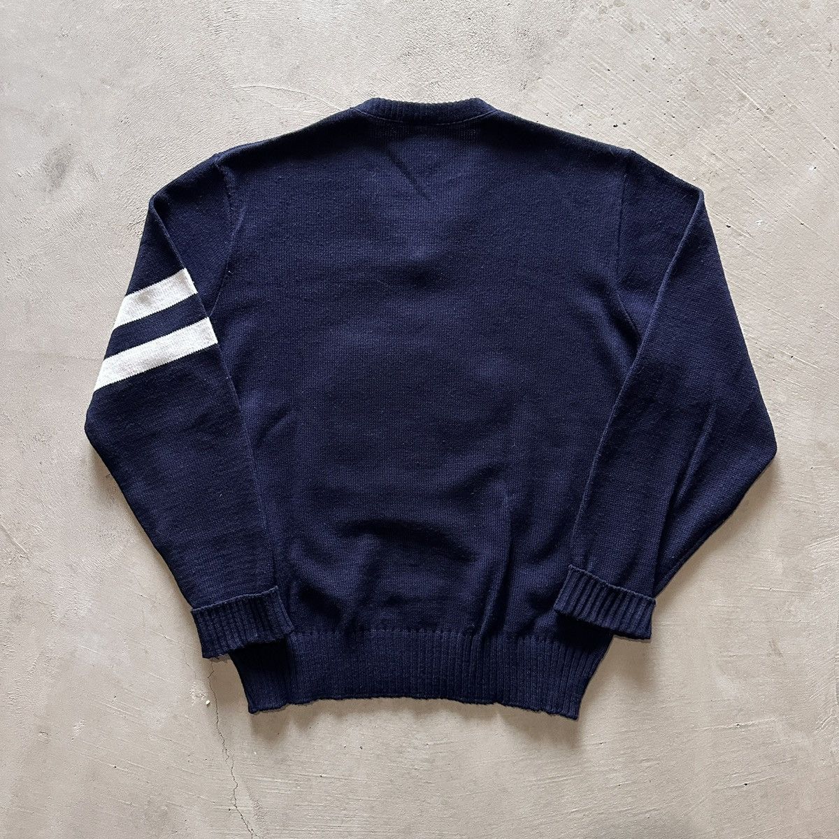 Vintage vintage 80s v neck knitted letterman sweater Size US M / EU 48-50 / 2 - 3 Thumbnail