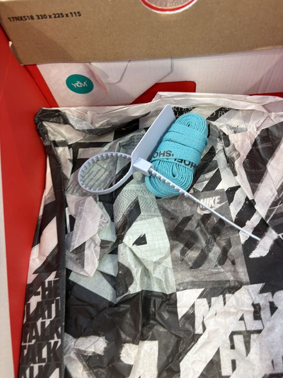 Nike × Off-White Mid Blazer Virgil Abloh Size US 10 / EU 43 - 7 Thumbnail