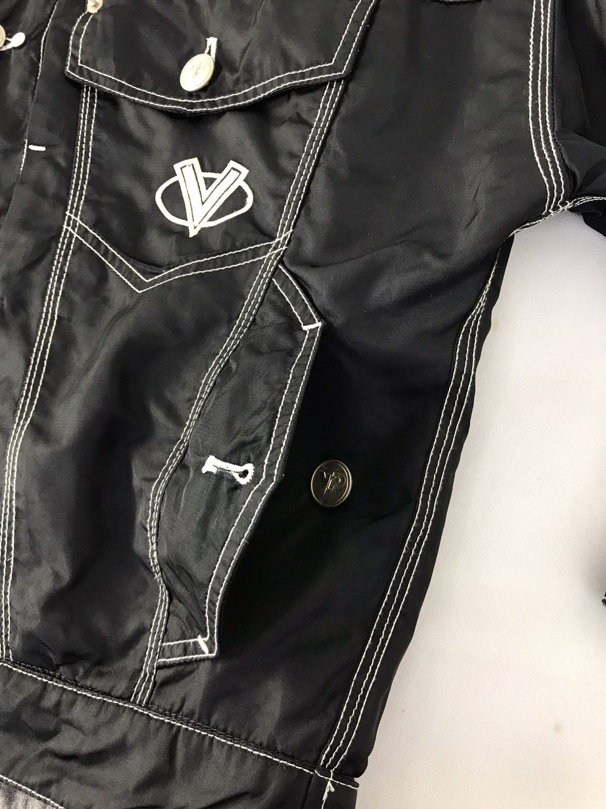 Japanese Brand Vintage Venue Bomber Jacket Distressed Button Up Design Size US L / EU 52-54 / 3 - 5 Thumbnail