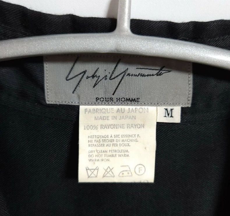 Yohji Yamamoto yohji yamamoto 1993ss show outline fritillary buckle silk-2 Size US M / EU 48-50 / 2 - 4 Thumbnail