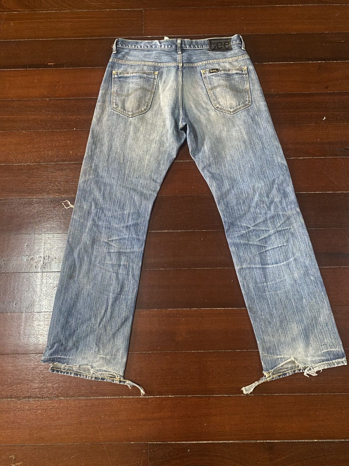 Lee Vintage Lee Distressed Faded ripped Denim Jeans flare Size US 36 / EU 52 - 7 Thumbnail