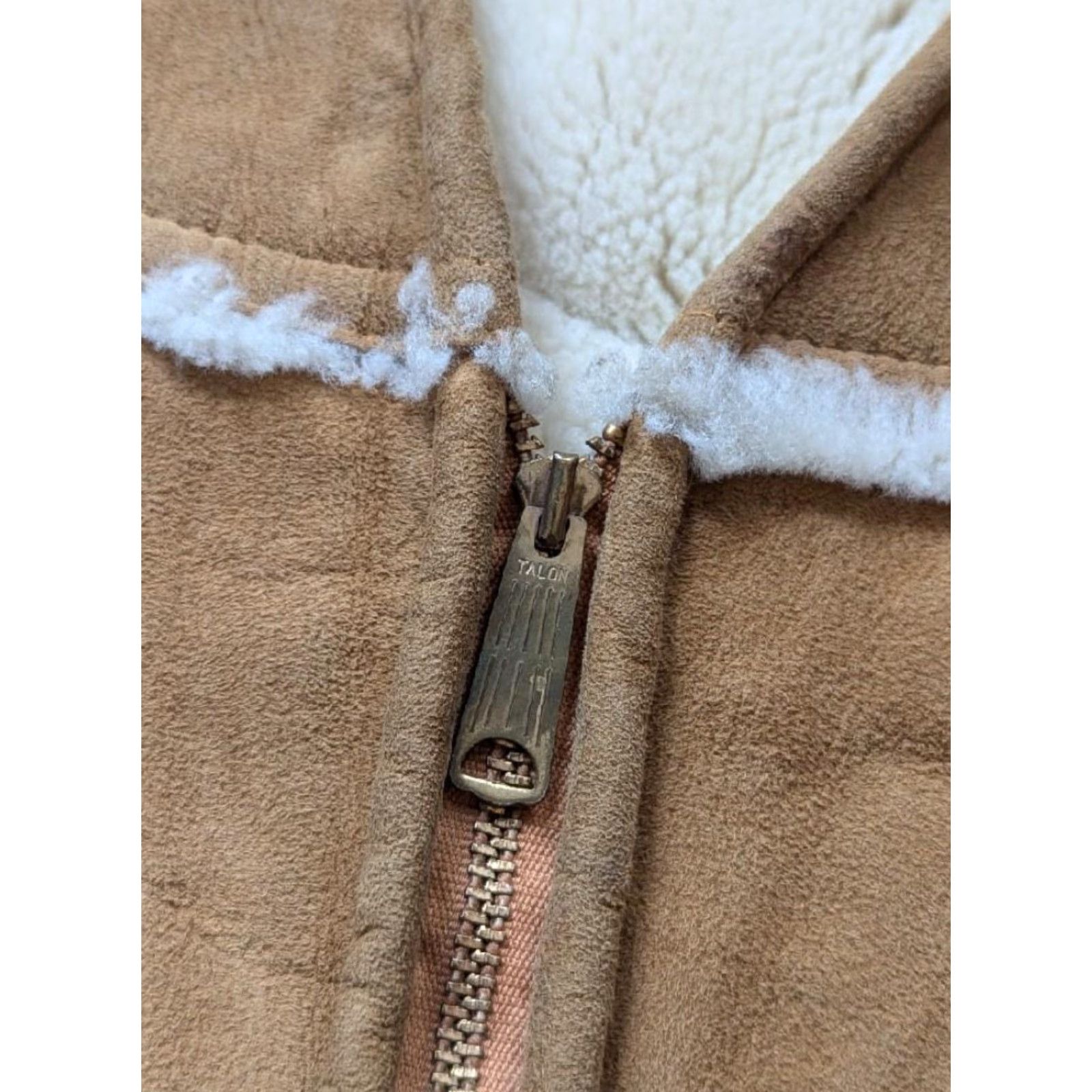 Eddie Bauer VINTAGE Eddie Bauer Vest Men M 40 Brown Sheepskin Leather Western Shearling Wool Lining Chest 40in Measurements 1960s Size US M / EU 48-50 / 2 - 4 Thumbnail