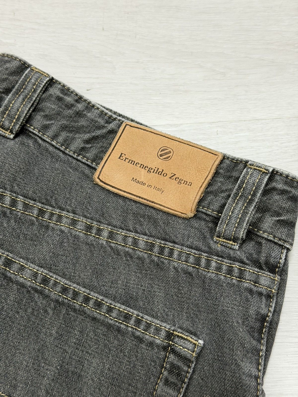 Ermenegildo Zegna Ermenegildo Zegna Straight Leg Jeans Size 36 Made in Italy Size US 36 / EU 52 - 4 Thumbnail