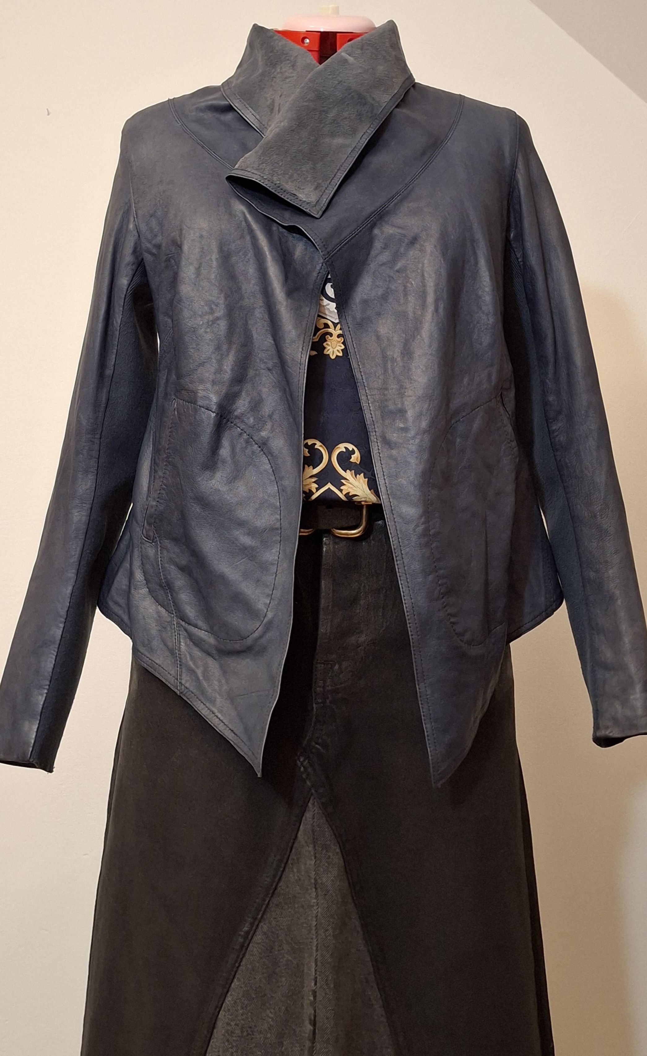Vintage Y2K Avant-Garde Electric Blue Lambskin Leather Jacket Size S / US 4 / IT 40 - 2 Thumbnail