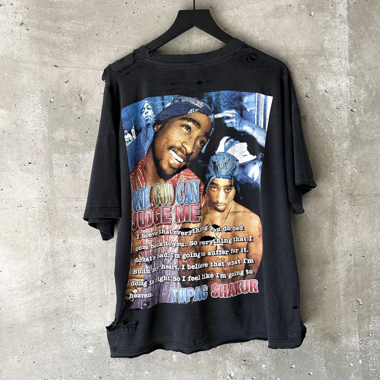 Rap Tees 90’s THRASHED Paper Thin 2PAC TUPAC Memorial T-Shirt Size US XL / EU 56 / 4 - 3 Thumbnail