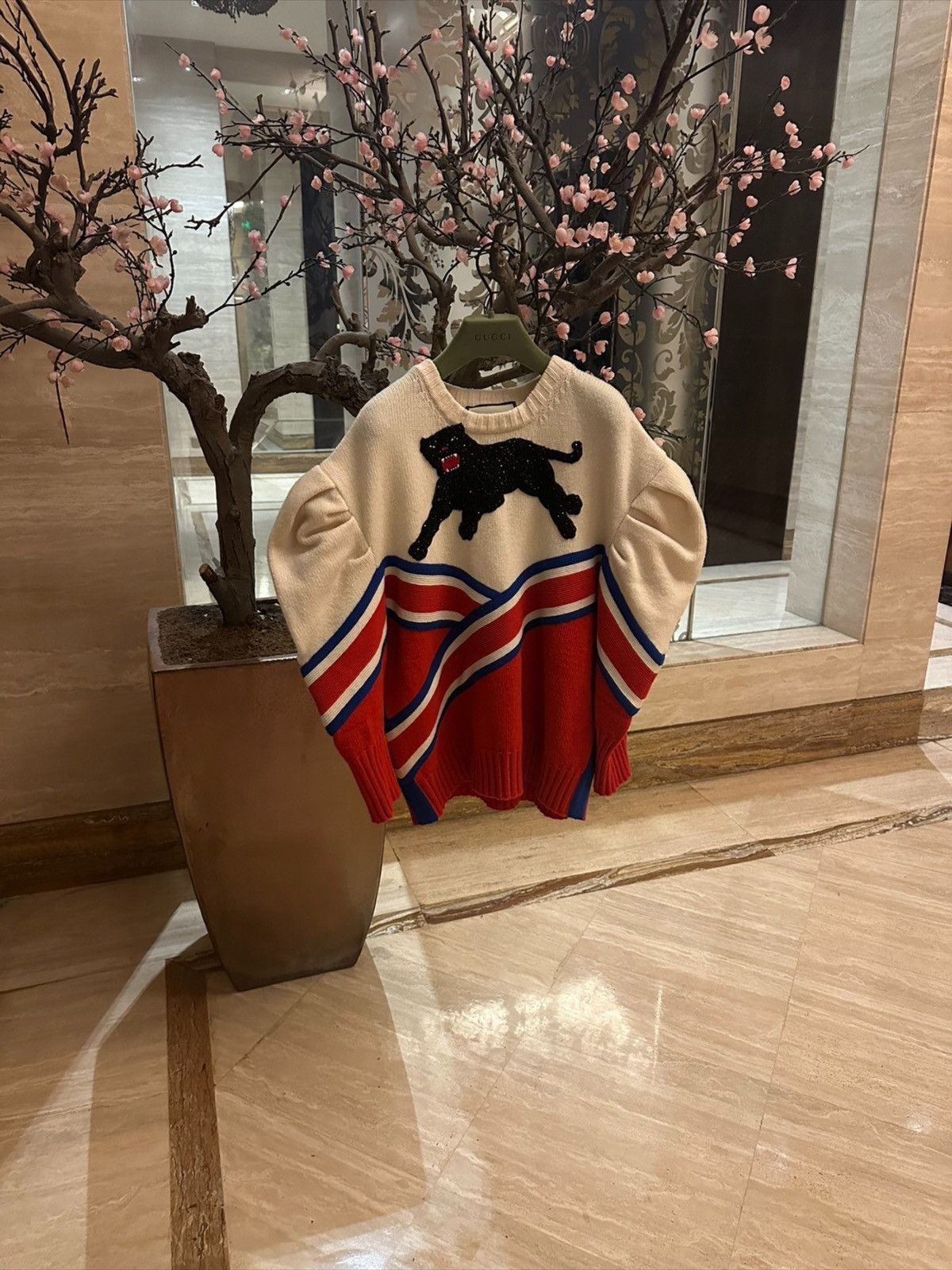 Gucci Gucci Runway sweater S Size S / US 4 / IT 40 - 2 Thumbnail
