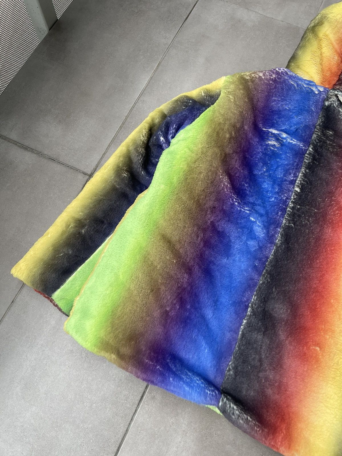 Other UK !DS! SS23 AGR Gradient Faux Fur Jacket Size US M / EU 48-50 / 2 - 15 Thumbnail