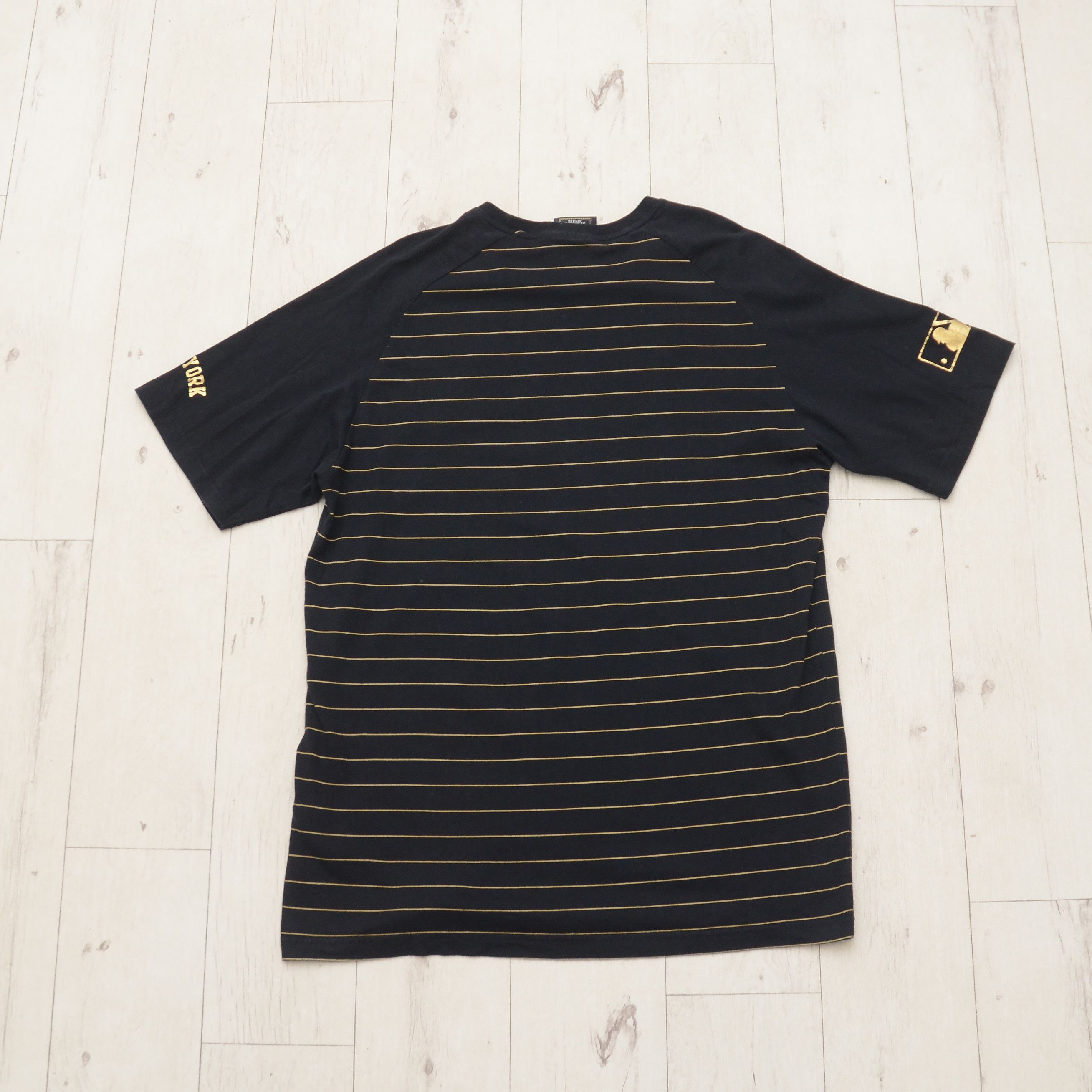 Majestic × New York Yankees × Vintage New York Yankees MAJESTIC T-Shirt Black Gold Tee Rare Sz L-M Size US L / EU 52-54 / 3 - 2 Thumbnail