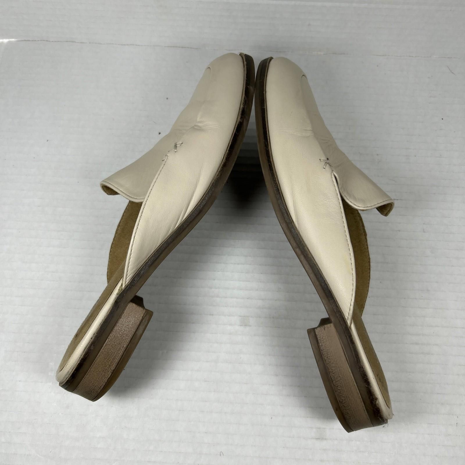 Clarks CLARKS COLLEC Comfort Cream Leather Slip-On Women Sz 7.5 Size US 9 / IT 39 - 6 Thumbnail