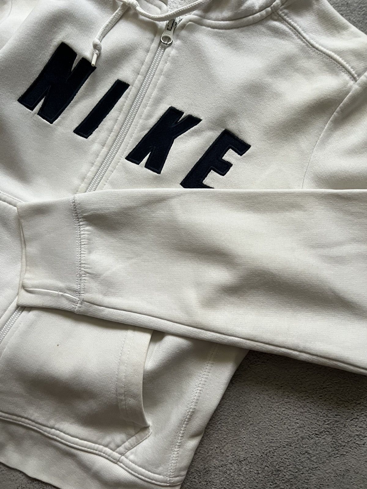 Nike × Vintage Vintage Y2k Nike🤍 White Sellout Logo Zip Hoodie White 00’s Size S / US 4 / IT 40 - 8 Thumbnail