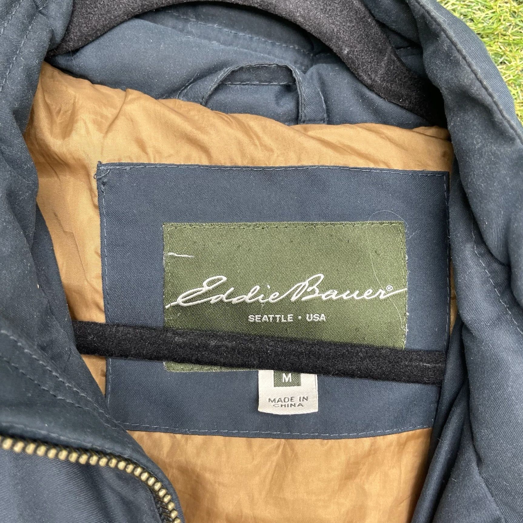 Eddie Bauer Eddie Bauer EB650 Down Jacket Mens M Blue Goose Down 650 Puffer Jacket Solid Zip Full Zip Medium Regular Coat Size US M / EU 48-50 / 2 - 3 Thumbnail