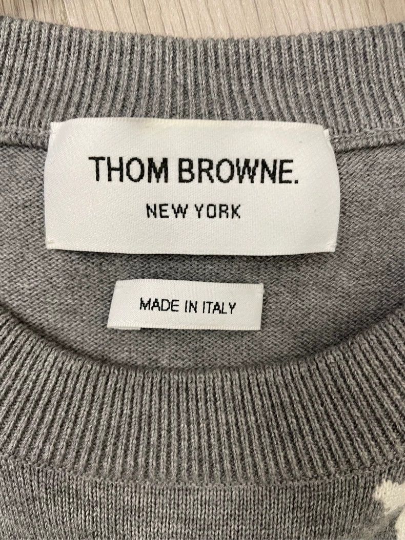Thom Browne Thom browne Gray full-print dog walking villain four-stripe Size US M / EU 48-50 / 2 - 5 Thumbnail
