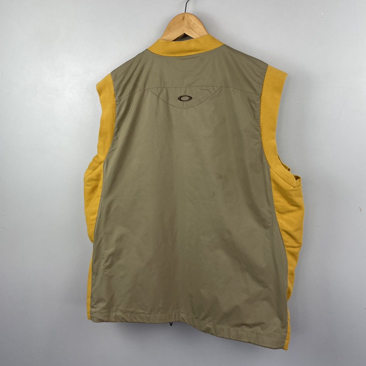 Oakley Oakley Vintage 00s Softshell Tactical Vest - Olive/Mustard Size US L / EU 52-54 / 3 - 7 Thumbnail