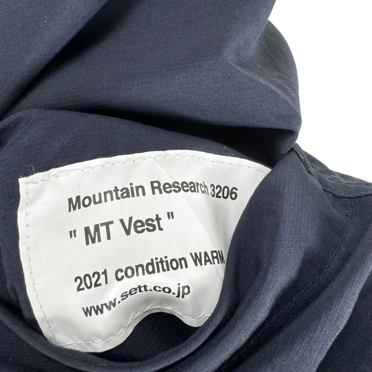 Mountain Research ❄️MOUNTAIN RESEARCH AW21 MT WARM REVERSIBLE VEST Size US M / EU 48-50 / 2 - 13 Thumbnail