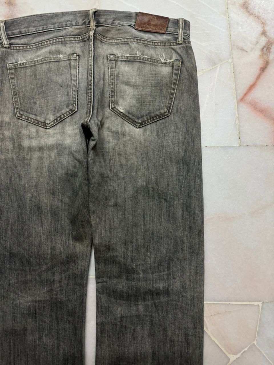 Uniqlo 💥Crazy Thrashed 90s Uniqlo Rusty Distressed Grunge Jeans Size US 33 - 17 Thumbnail