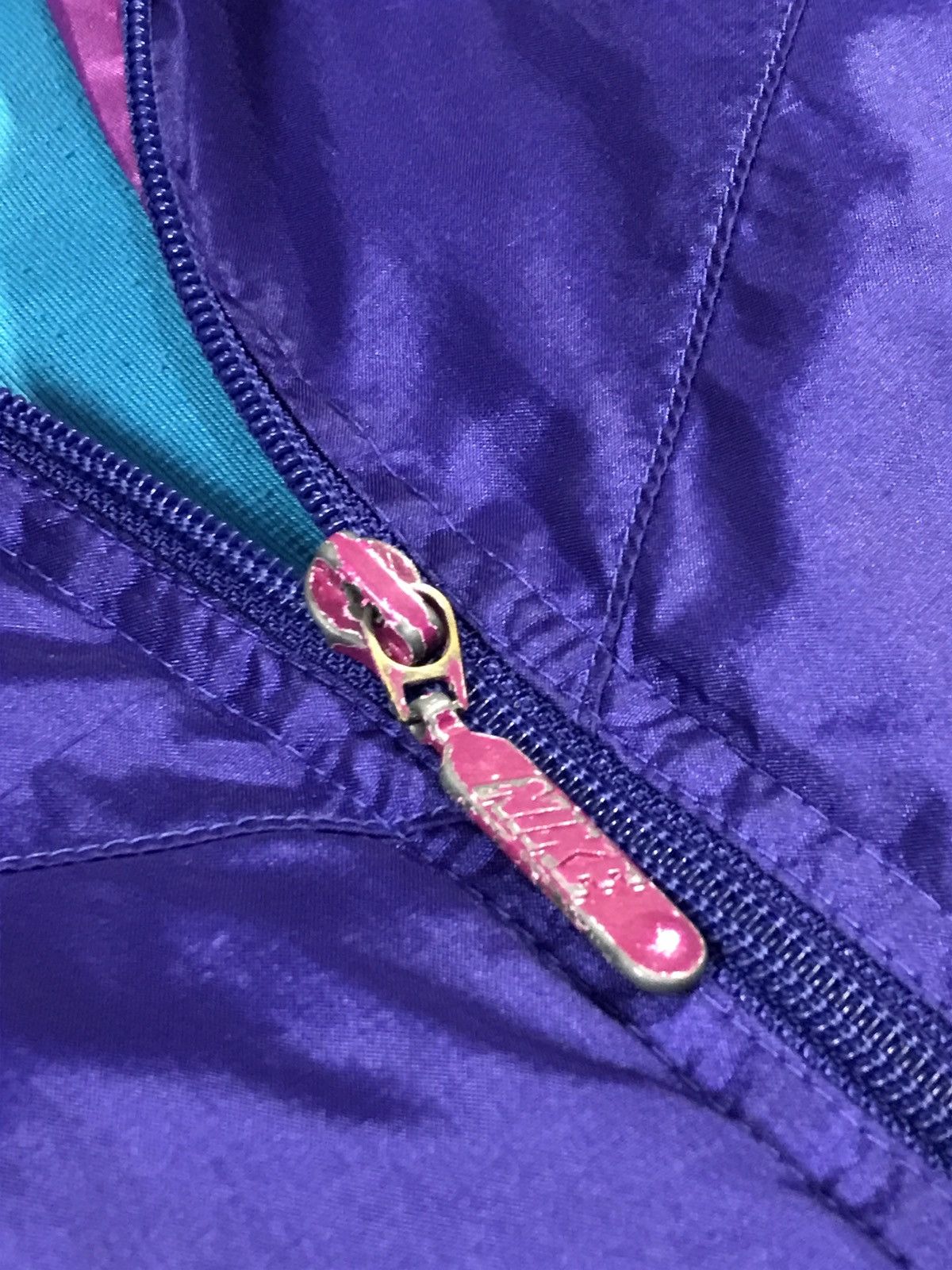 Nike Vintage 90s Nike Track Jacket Zip Men’s Embroiled Logo L Size US L / EU 52-54 / 3 - 9 Thumbnail