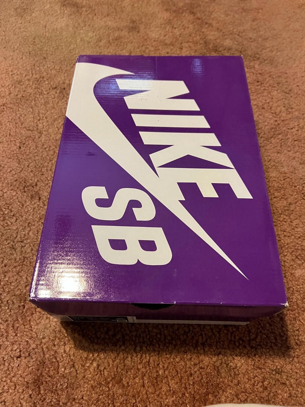 Nike 2021 Nike Dunk SB Low Court Purple BQ6817-500 US10.5 Size US 10.5 / EU 43-44 - 3 Thumbnail