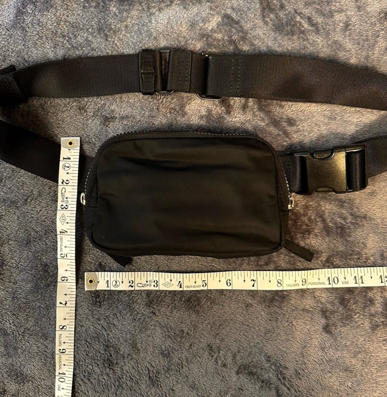 Lululemon Lululemon Belt Bag, Adjustable Strap, Zip & Buckle Closure Size ONE SIZE - 4 Thumbnail