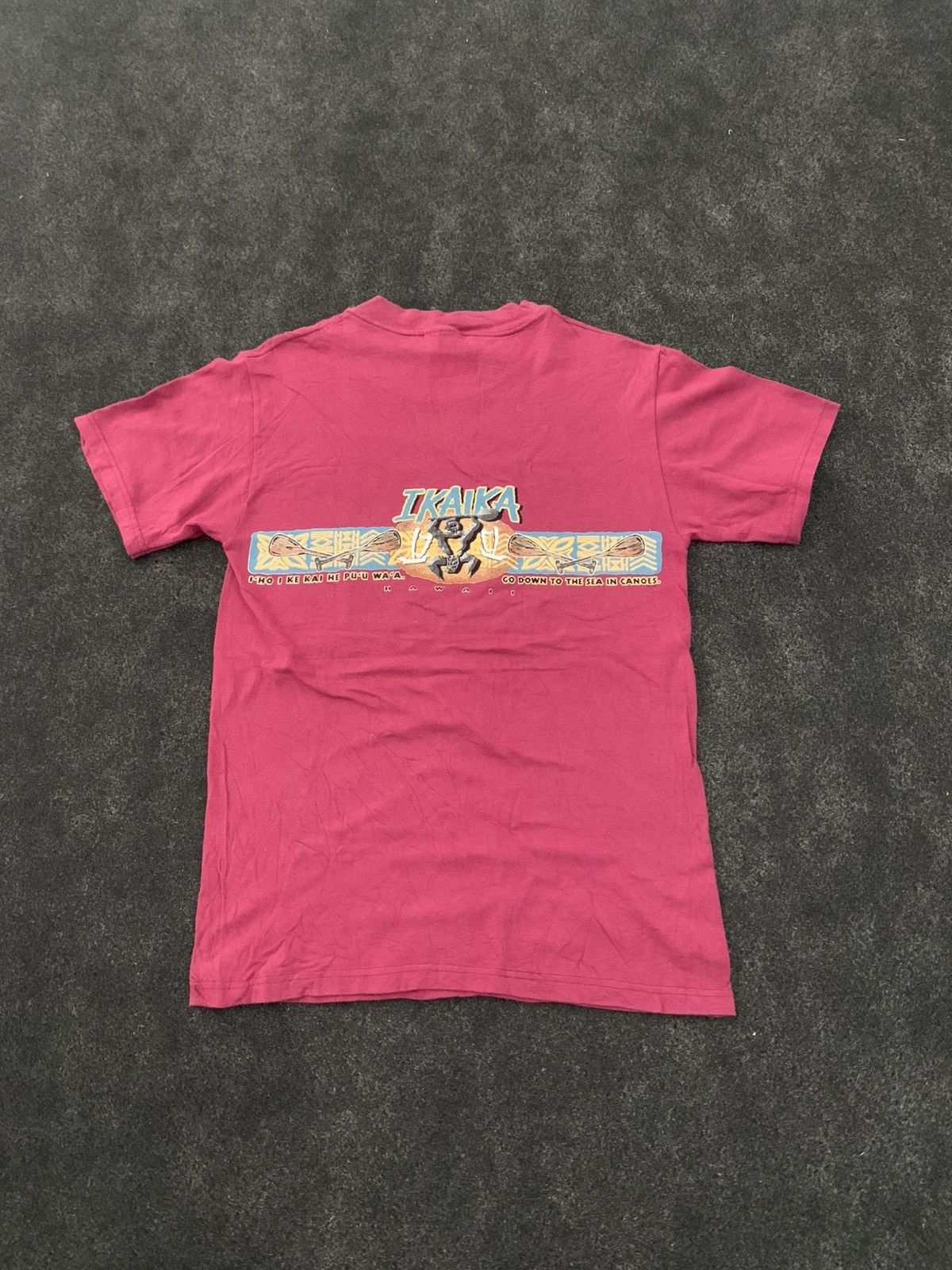 Vintage Vintage 90s Hanes Beefy-T Ikaika Hawaiian T-Shirt Size US S / EU 44-46 / 1 - 6 Thumbnail