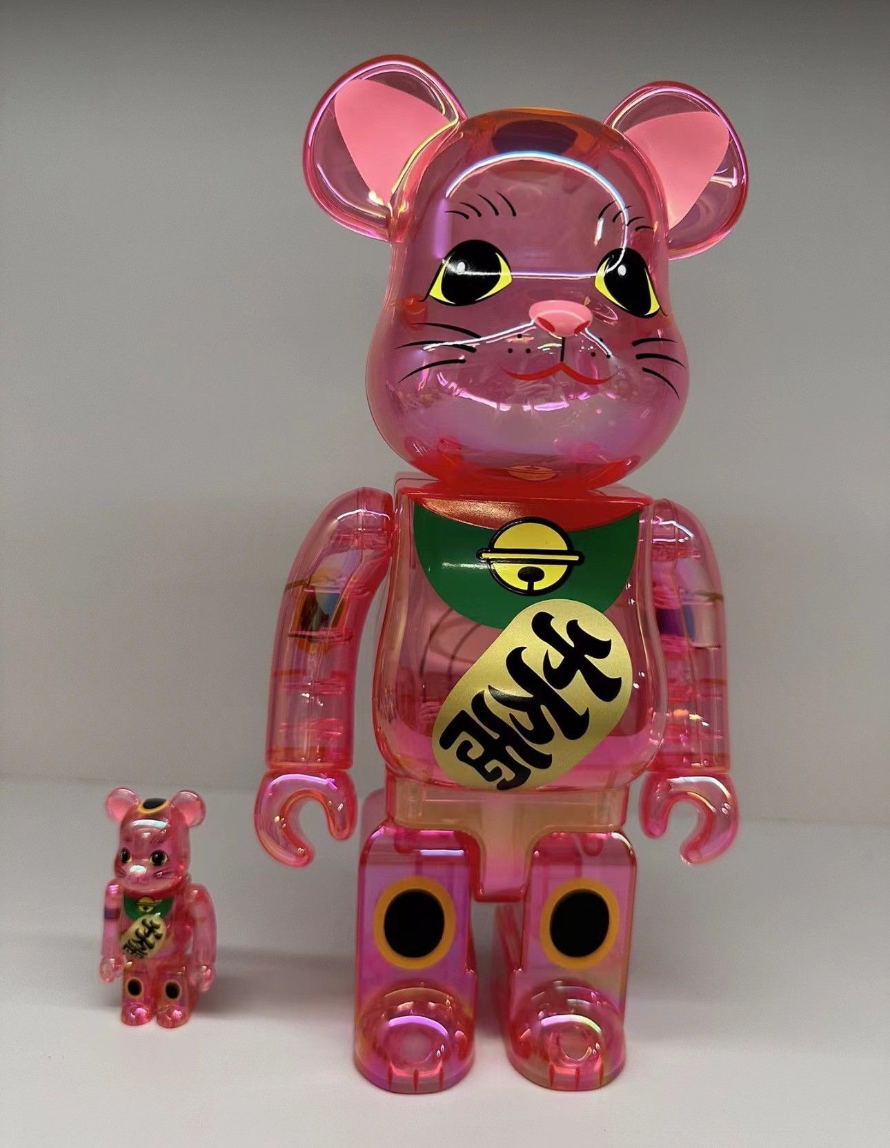 Japanese Brand Bearbrick Maneki Neko Pink Transparent Plating 100% 400% Set Size ONE SIZE - 1 Thumbnail