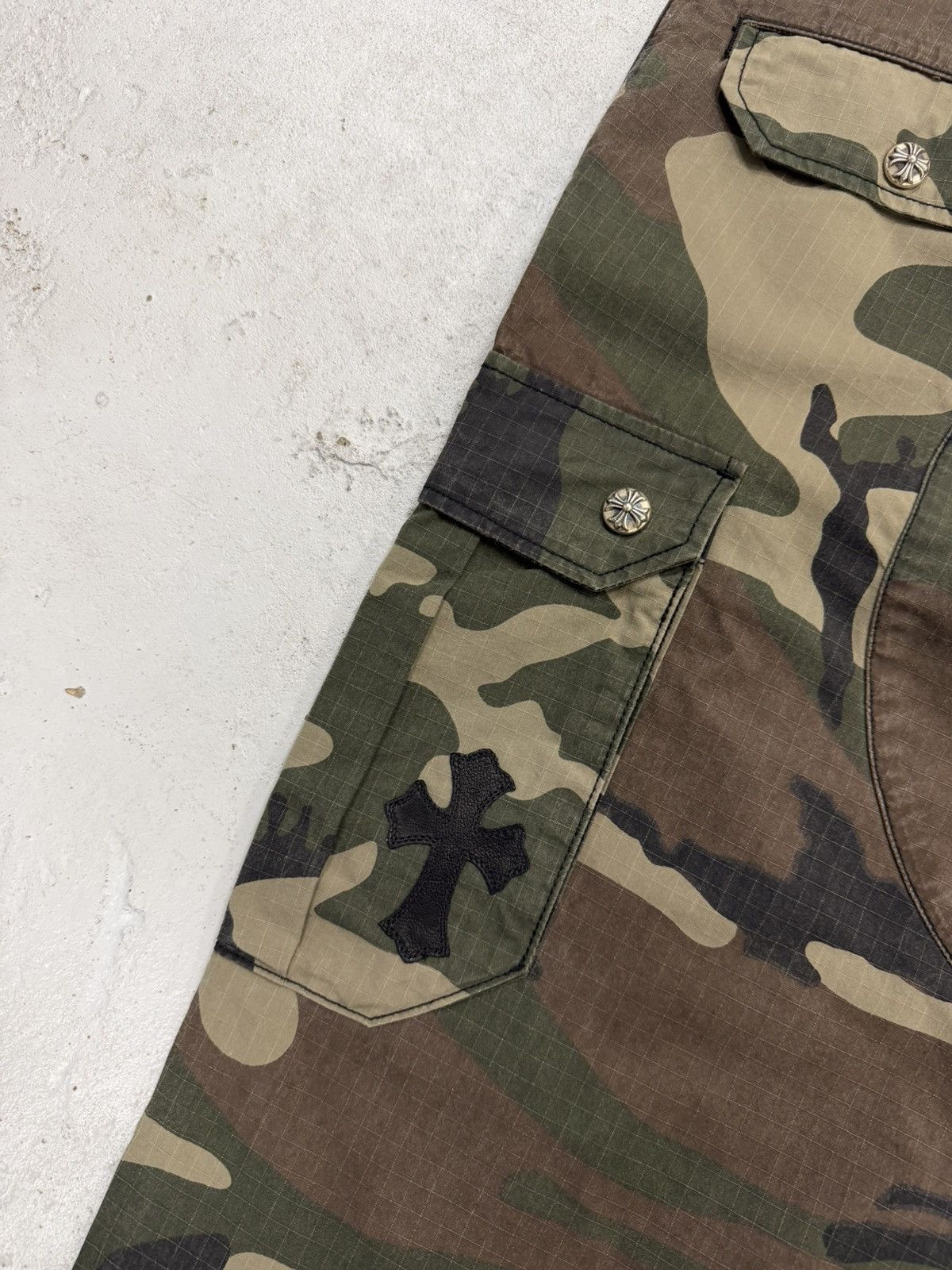 Chrome Hearts Chrome Hearts Leather Cross Patch Ripstop Camo Cargos W36 Size US 36 / EU 52 - 7 Thumbnail