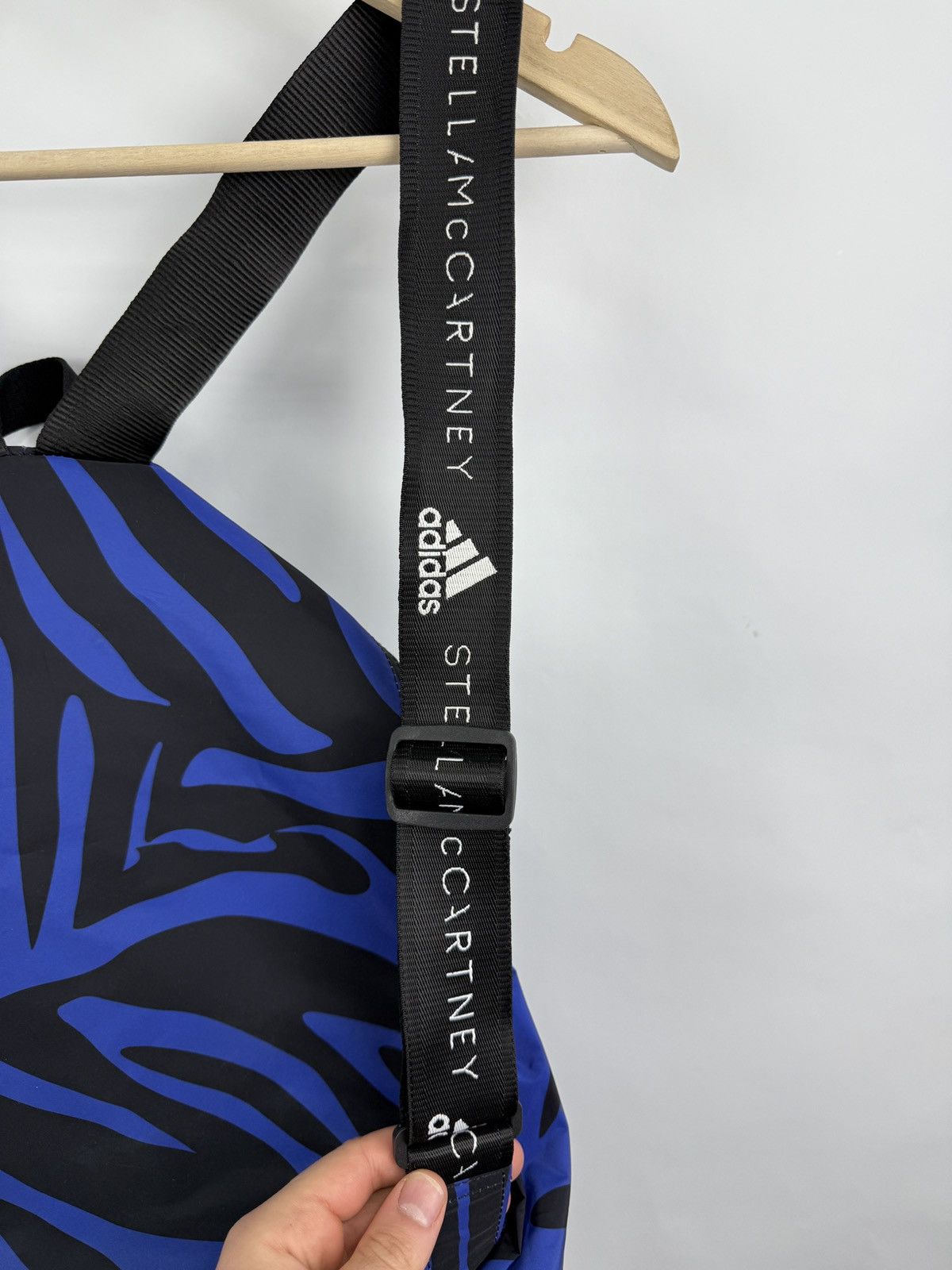 Adidas × Stella McCartney 🇺🇸 Y2K Adidas Stella McCartney Bagpack Rare Retro Hype Size ONE SIZE - 16 Thumbnail