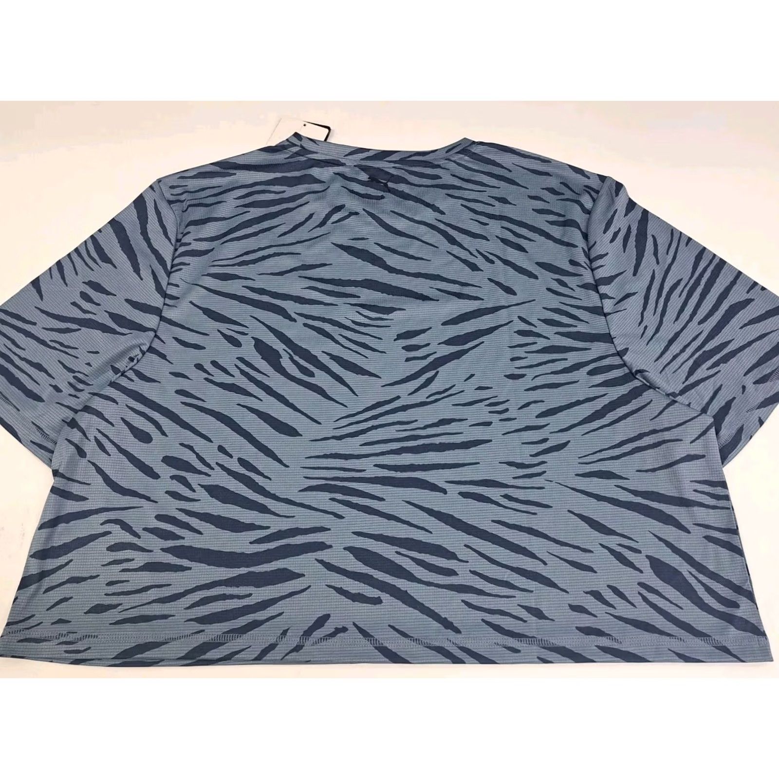Puma PUMA Training Women's Dry Cell Cropped Short Sleeve Shirt Blue Black Striped Logo NWT Size L / US 10 / IT 46 - 3 Thumbnail