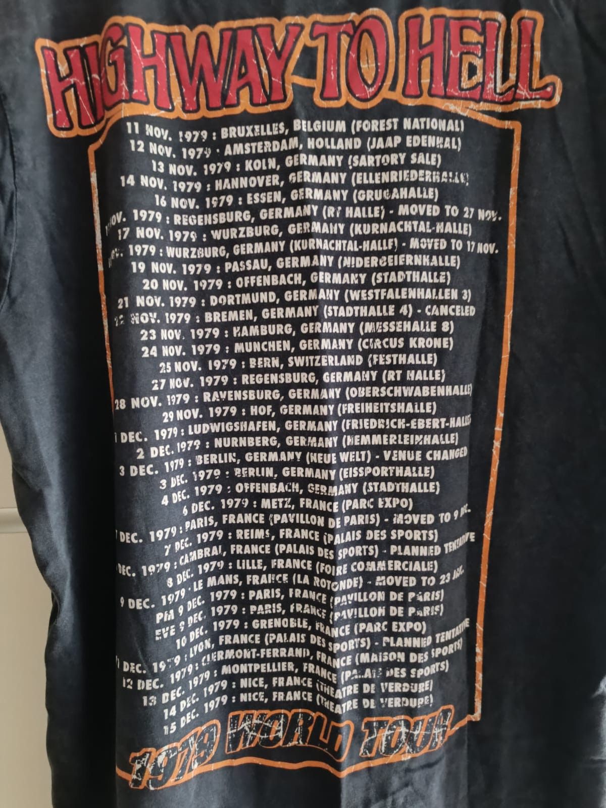 AC/DC × Vintage Rock T-shirt AC/DC Tour 1979 World Size US L / EU 52-54 / 3 - 8 Thumbnail