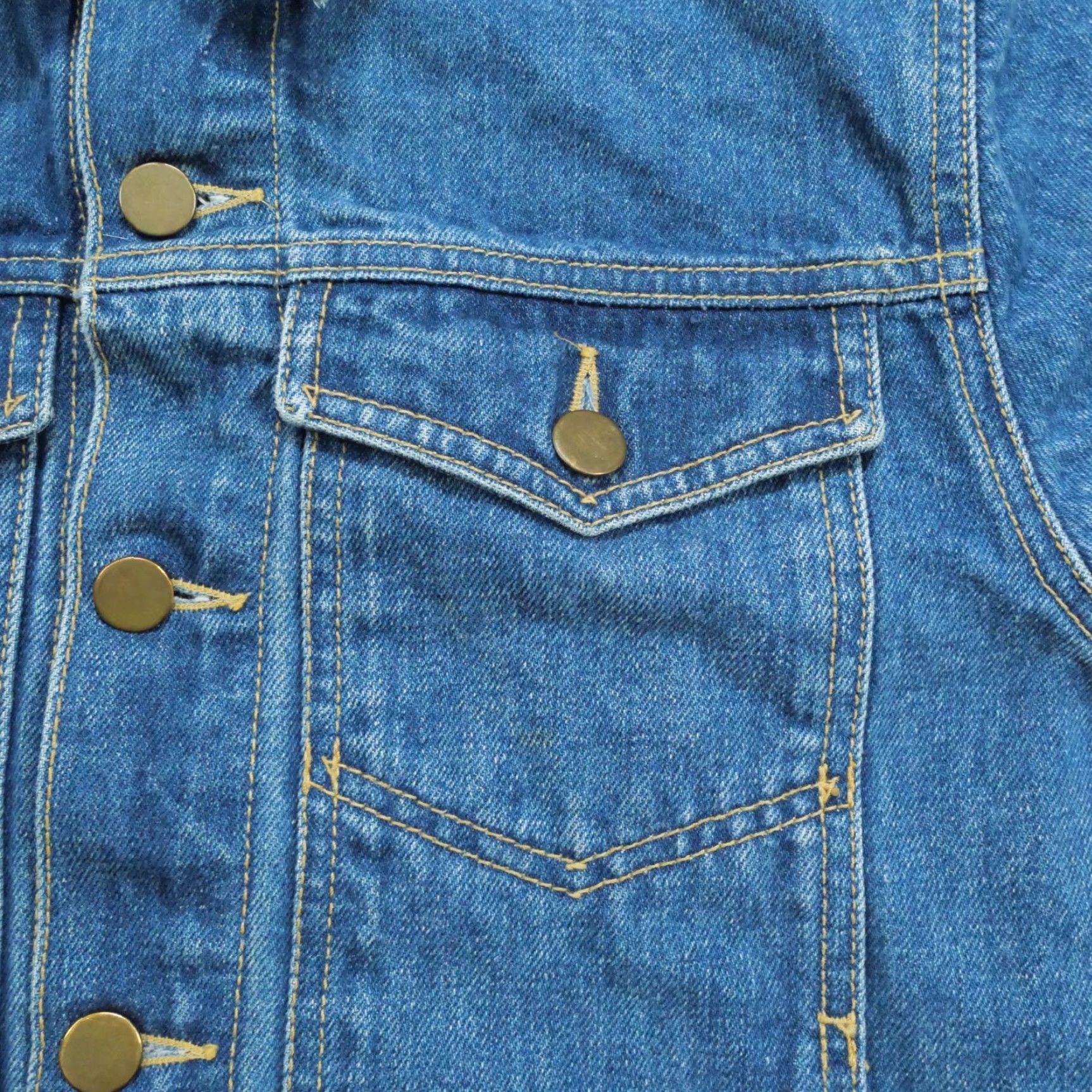 Jordache VINTAGE Jeans Jacket Womens M Blue Denim Trucker 80s 90s Jordache Jacket Mens? Size 32" / US 10 / IT 46 - 2 Thumbnail